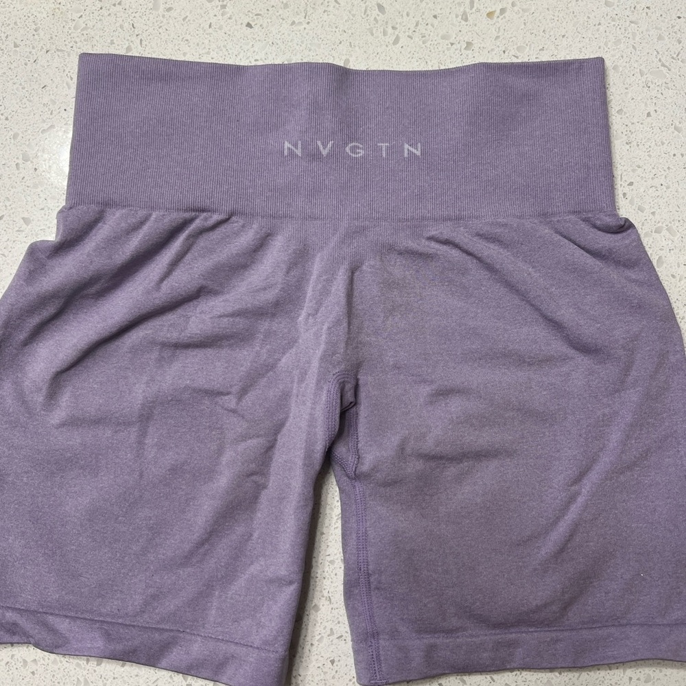 Nvgtn pro lilac seamless shorts - Picture 2 of 7